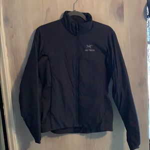 Arc’teryx Navy Atom Jacket